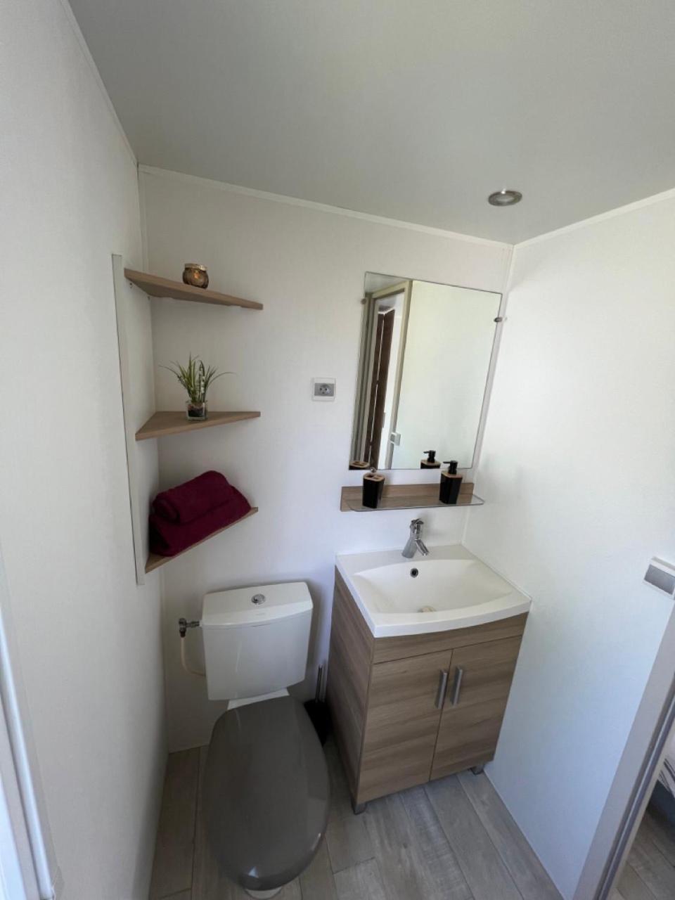 Mobil-Home 4 Etoiles Avec Piscine Proche De Blois Onzain Luaran gambar